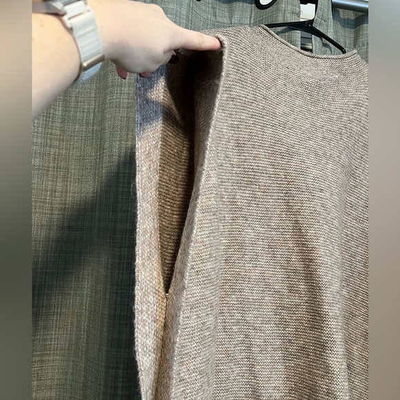 Universal Thread Women's Light Gray Poncho Sweater - Picture 3 of 3